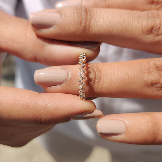 Zig zag band featuring unique geometric design and sparkle.