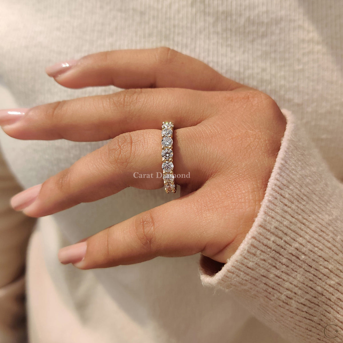 classic shared prong wedding band with a harmonious blend of style and durability