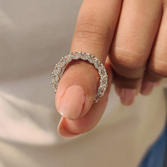 stunning round diamond wedding band showcasing timeless elegance and sparkling brilliance