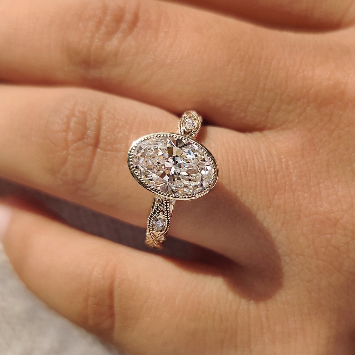 Bezel engagement ring in vintage-inspired style